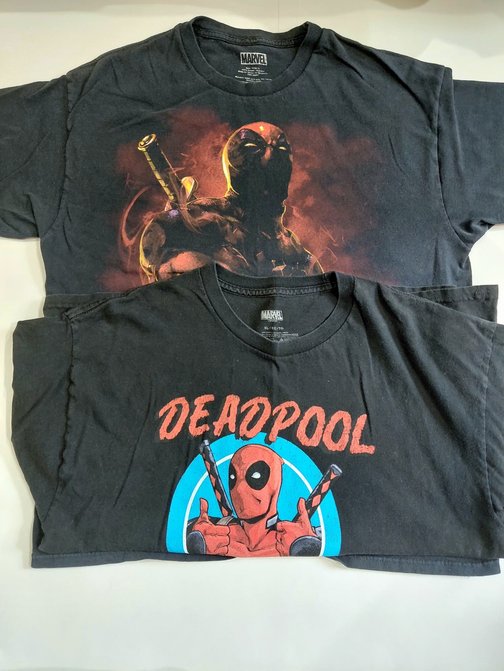 Marvel Vintage Set Of 2 Men's Deadpool Black Graphic T-Shirts  Size Xlg